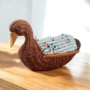 VINTAGE WICKER DUCK PIN CUSHION BASKET